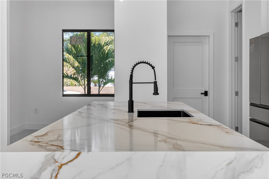 3 Bed SingleFamilyResidence for Sale in Port Labelle, FL — photo 10