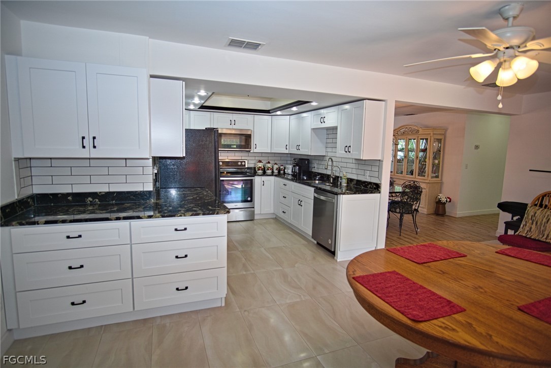 3 Bed Waterfront Home for Sale in Riverbend, FL, $349,900 — photo 10