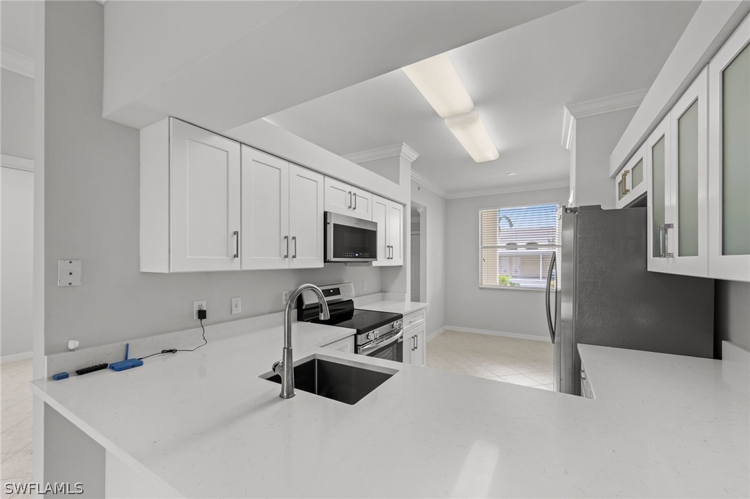 2 Bed Condominium for Sale in Stoneybrook, FL — photo 10