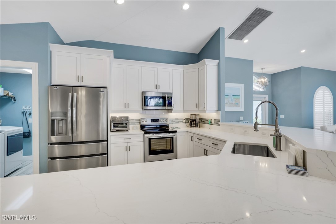 4 Bed Pool Home for Sale in Briarwood, photo 10