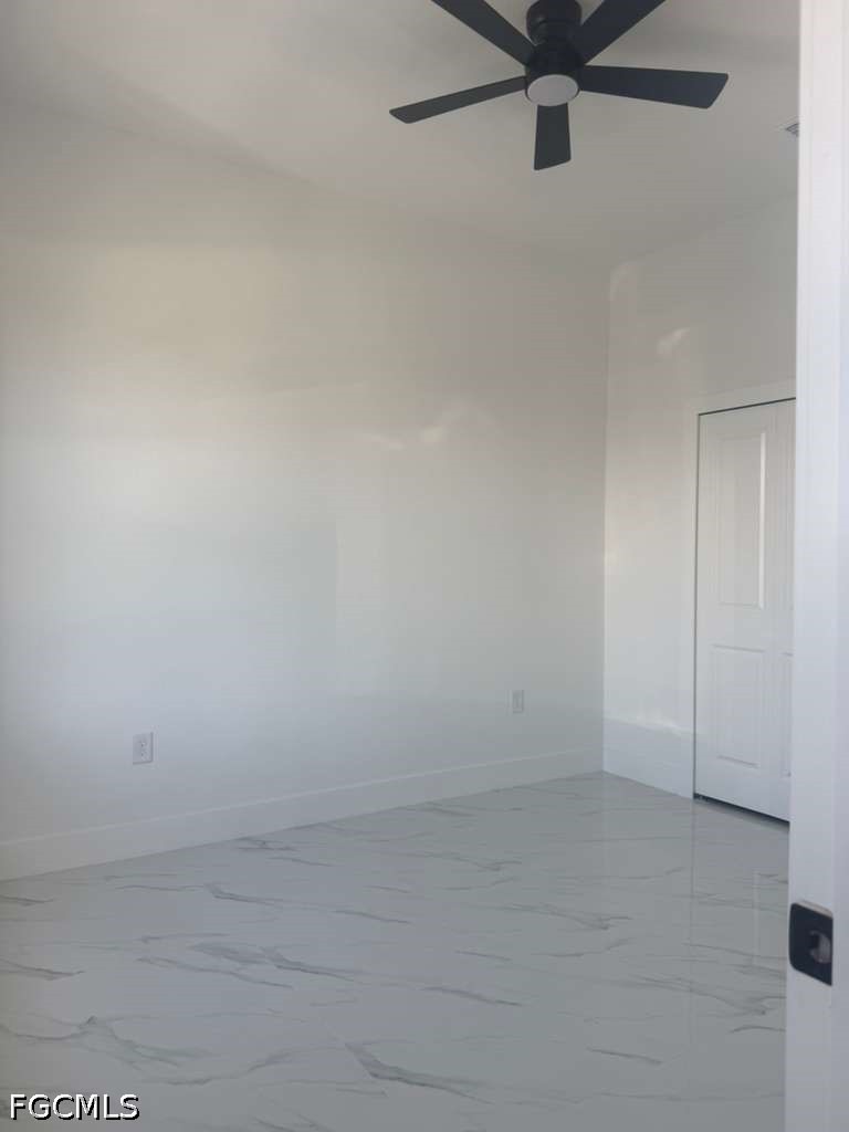 4 Bed SingleFamilyResidence for Sale in Lehigh Acres, photo 10