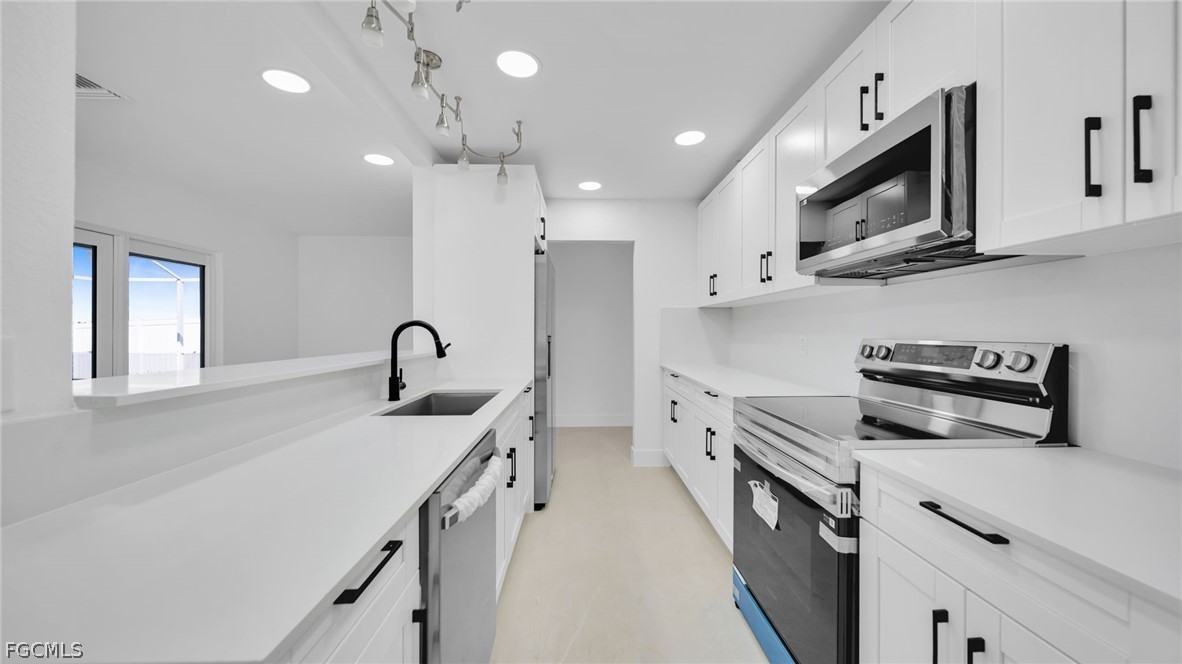3 Bed Pool Home for Sale in Sandarac 2, photo 10