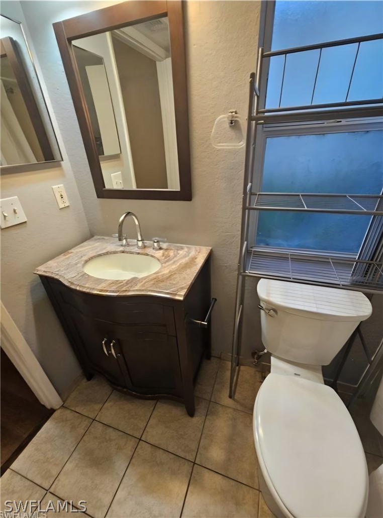1 Bed Waterfront Home for Sale in Naples, FL — photo 10