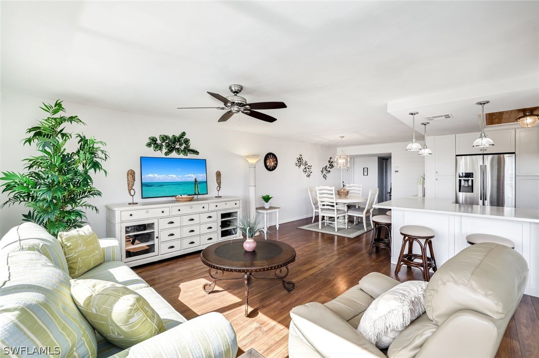 3 Bed Condominium for Sale in Marco Island, photo 10