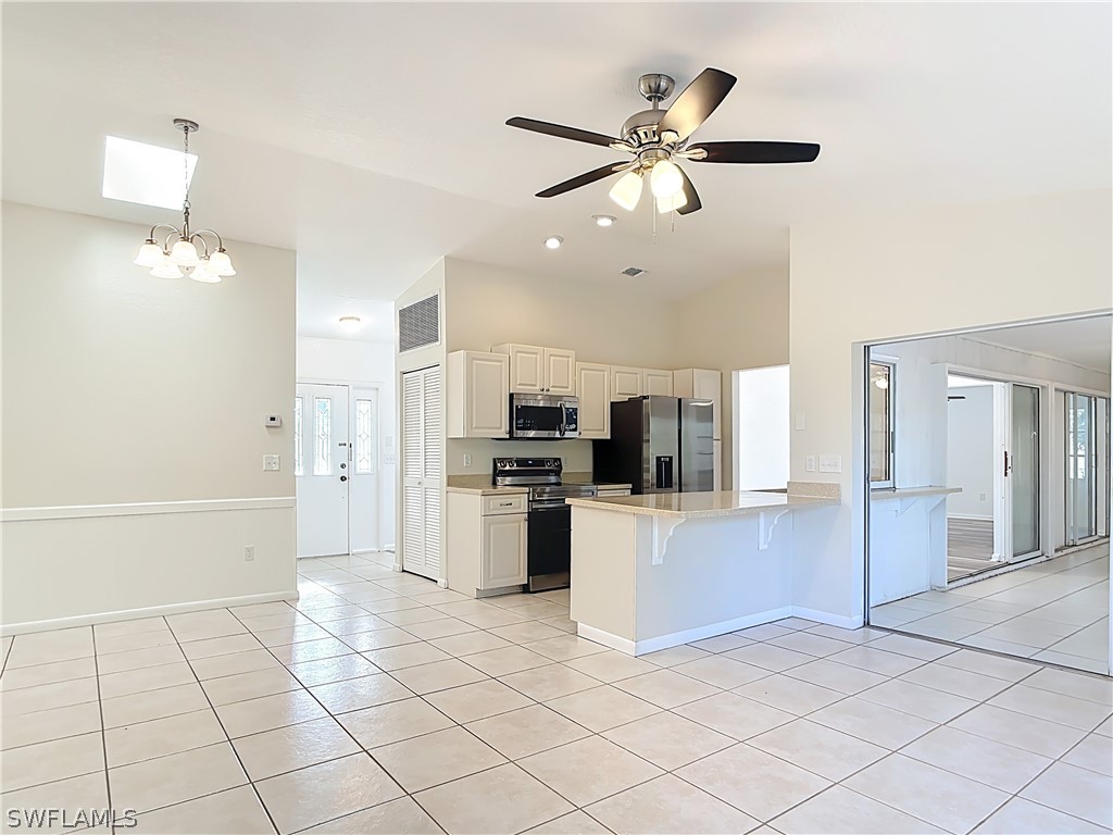 3 Bed SingleFamilyResidence for Sale in Deep Creek, FL — photo 10