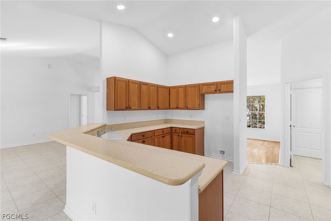 3 Bed Pool Home for Sale in Cape Coral, photo 10