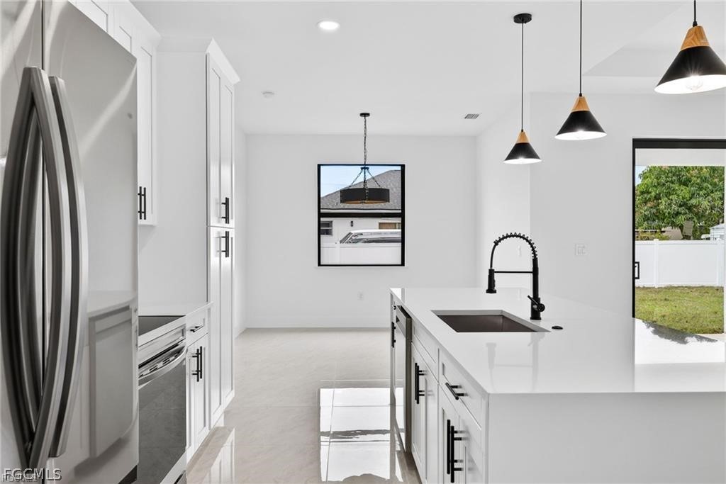 3 Bed SingleFamilyResidence for Sale in Lehigh Acres, photo 10