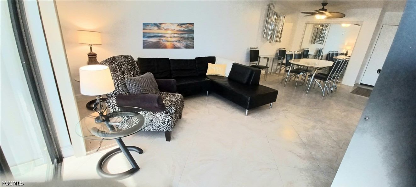 1 Bed Waterfront Home for Sale in Schooner Bay, photo 10