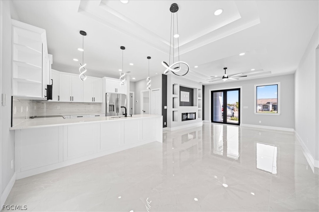 3 Bed SingleFamilyResidence for Sale in Cape Coral, photo 10