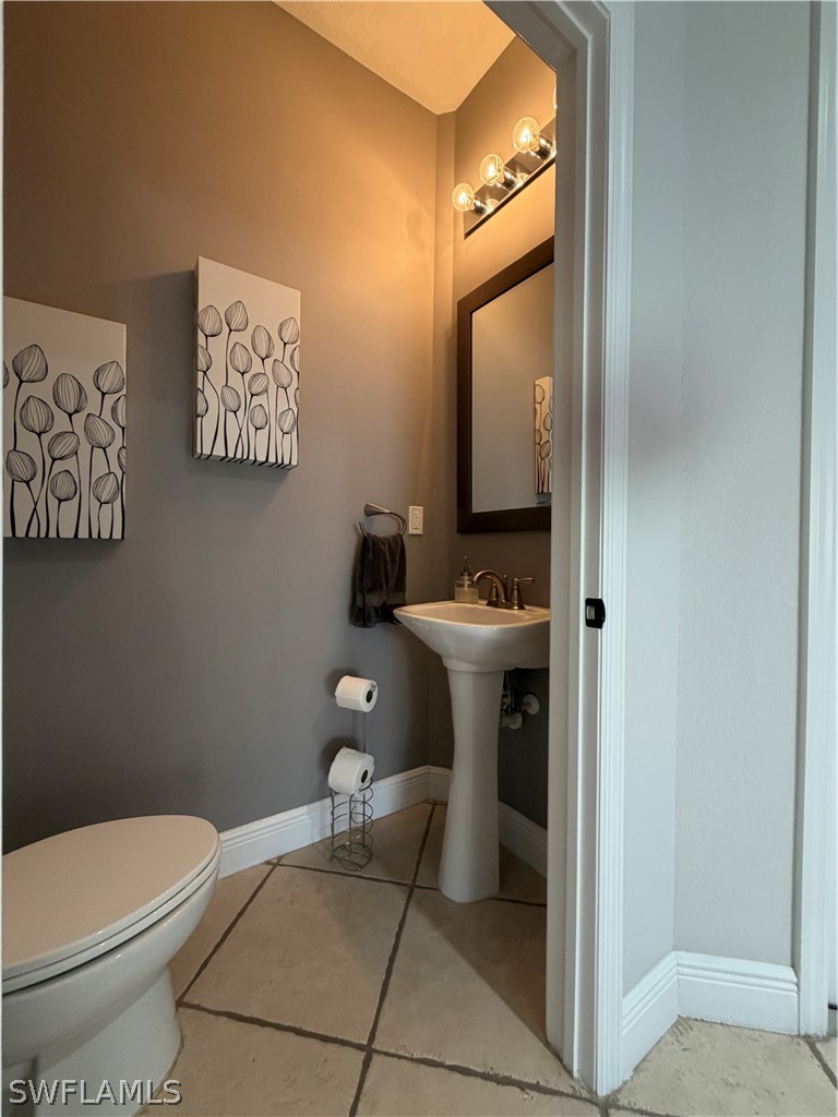 3 Bed SingleFamilyResidence for Sale in Naples, FL, $450,000 — photo 10