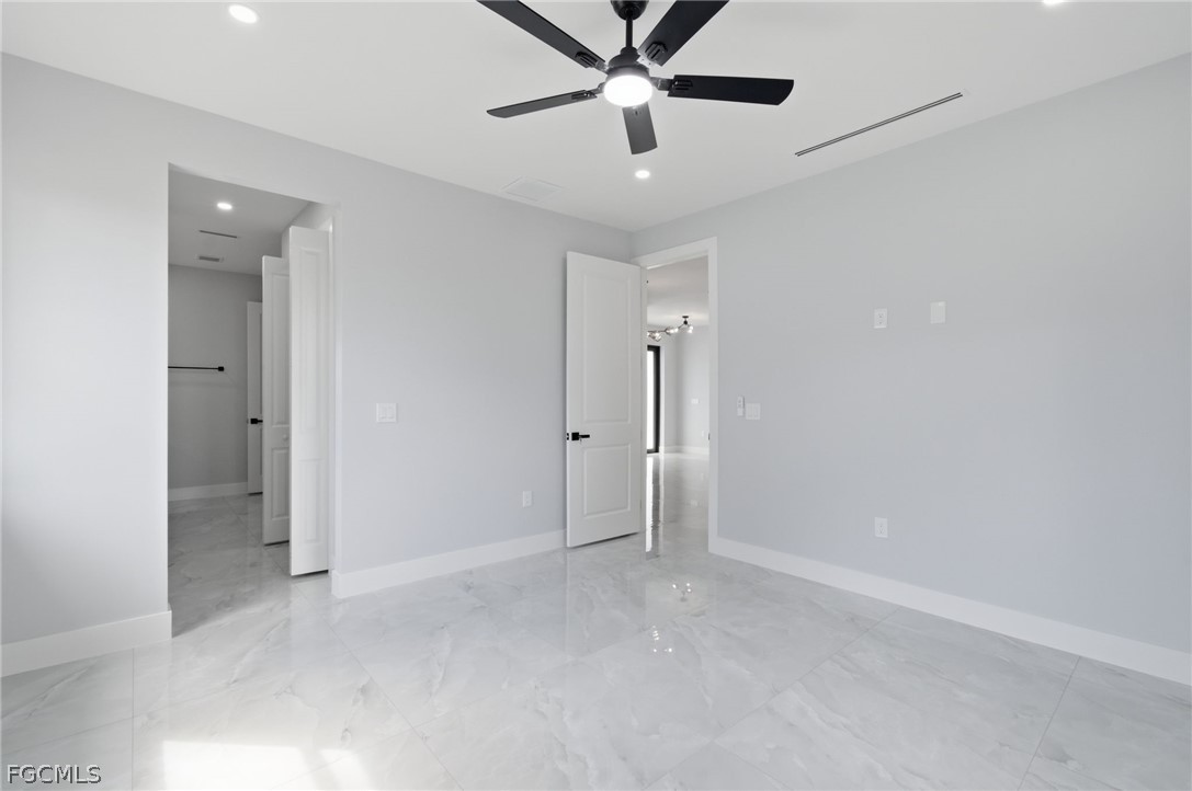3 Bed SingleFamilyResidence for Sale in Lehigh Acres, photo 10