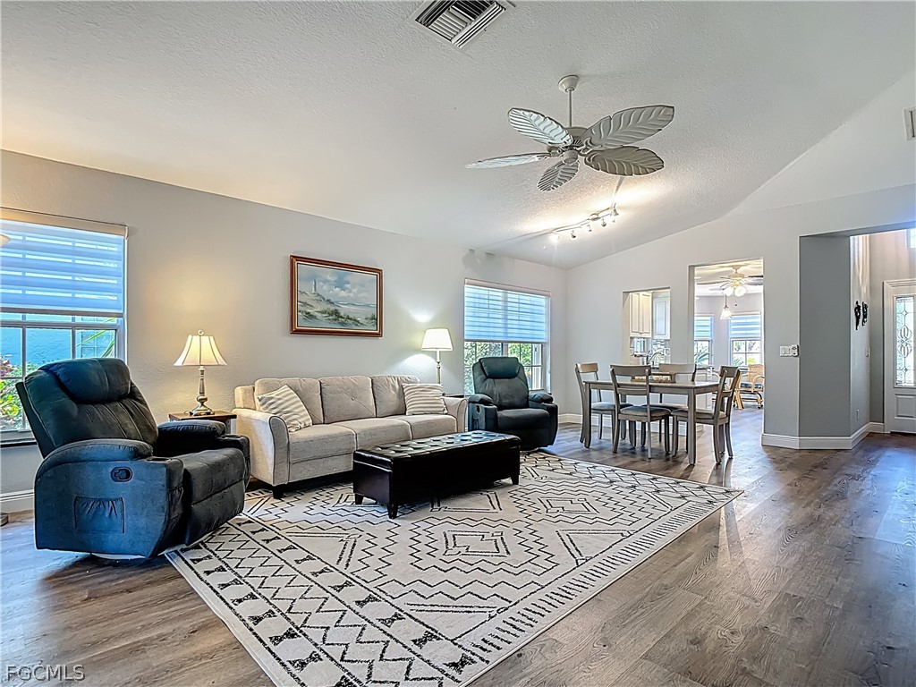 2 Bed SingleFamilyResidence for Sale in Herons Glen, FL — photo 10