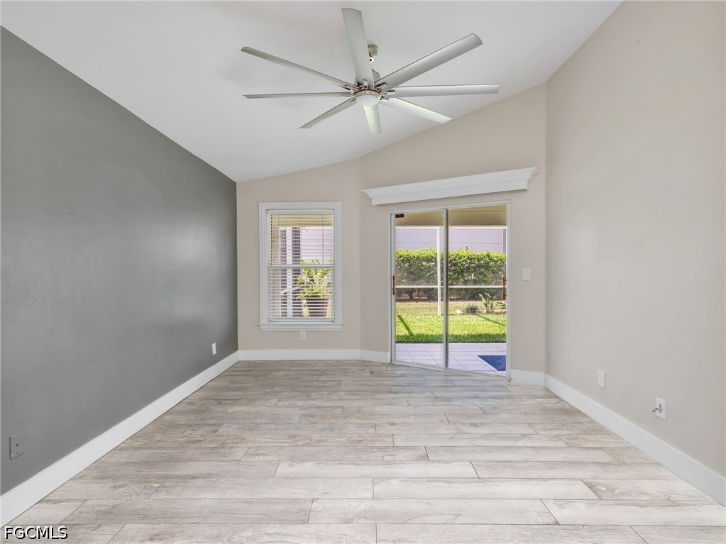 3 Bed SingleFamilyResidence for Sale in Stoneybrook, FL — photo 10