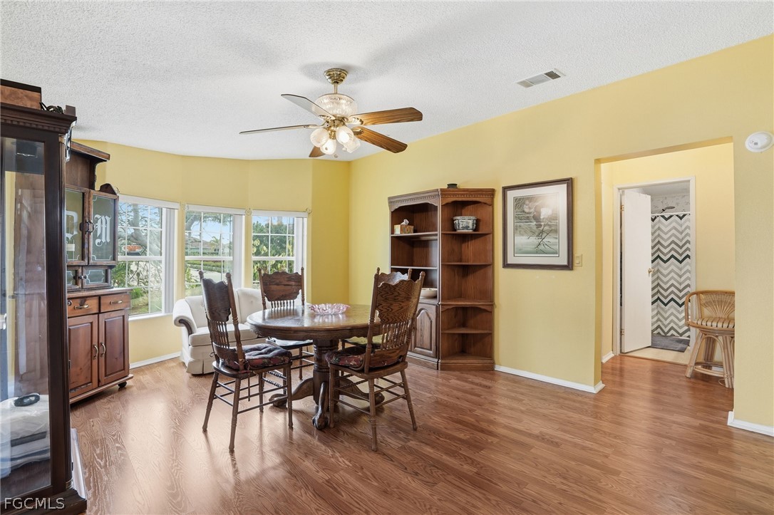 3 Bed ManufacturedHome for Sale in Riverwood, FL, $200,000 — photo 10