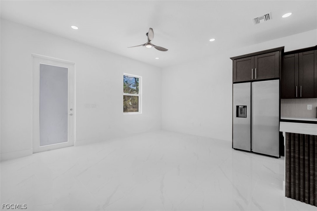3 Bed SingleFamilyResidence for Sale in Lehigh Acres, photo 10
