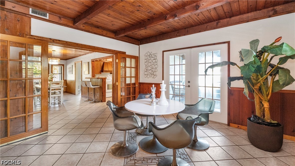 3 Bed SingleFamilyResidence for Sale in Fort Myers, FL — photo 10