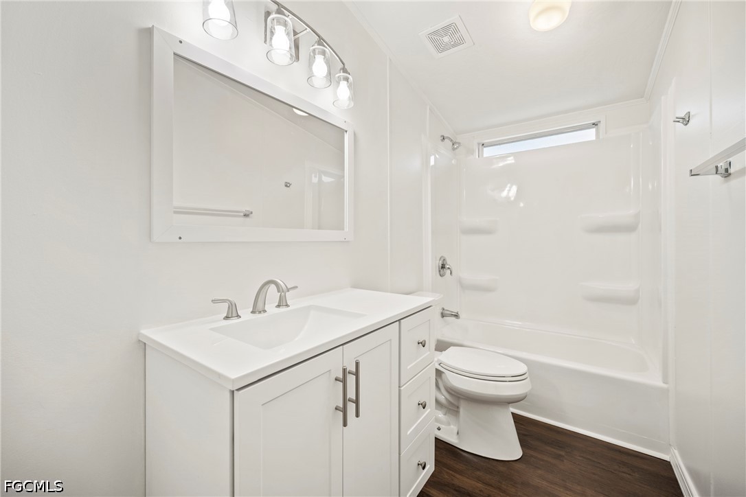 3 Bed ManufacturedHome for Sale in Fort Myers, FL, $175,000 — photo 10