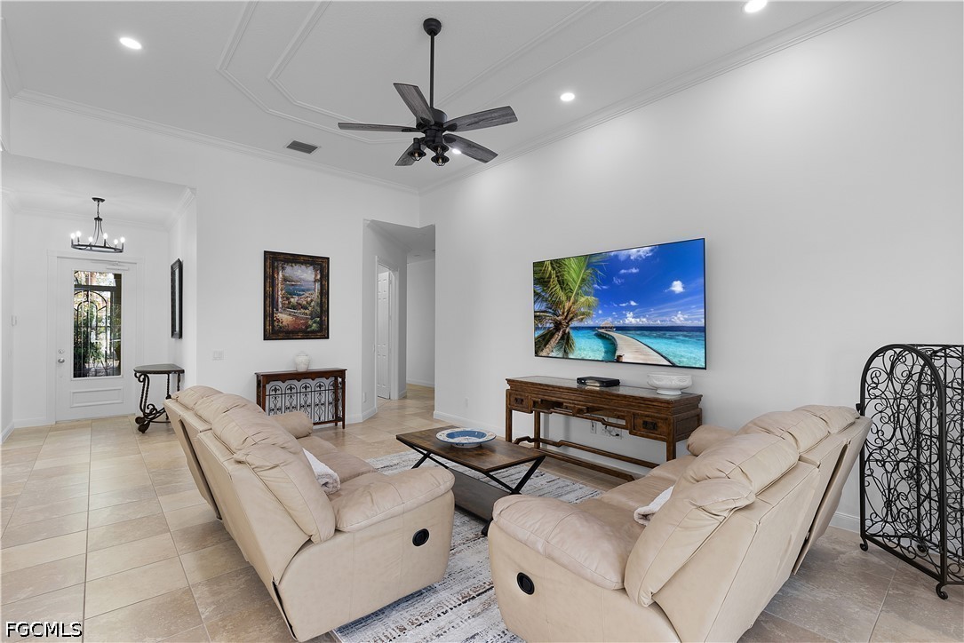 3 Bed Waterfront Home for Sale in Verona Walk, photo 10