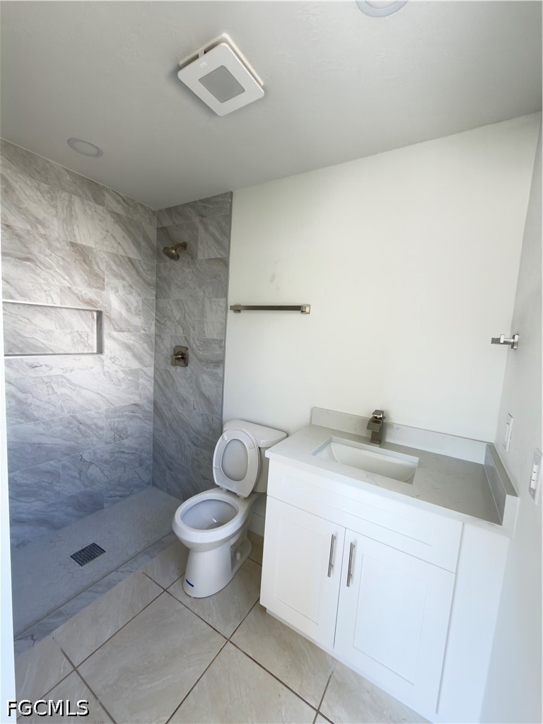 3 Bed SingleFamilyResidence for Sale in Cape Coral, photo 10