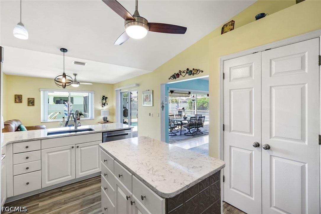 3 Bed Pool Home for Sale in Cape Coral, photo 10