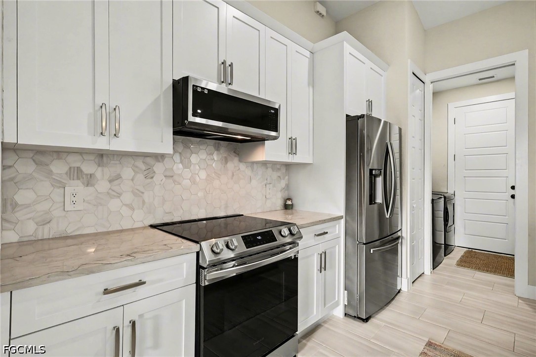 3 Bed Pool Home for Sale in Cape Coral, photo 10