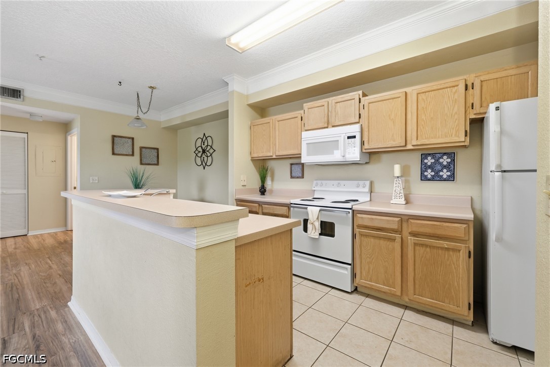 2 Bed Waterfront Home for Sale in Royal Greens, photo 10