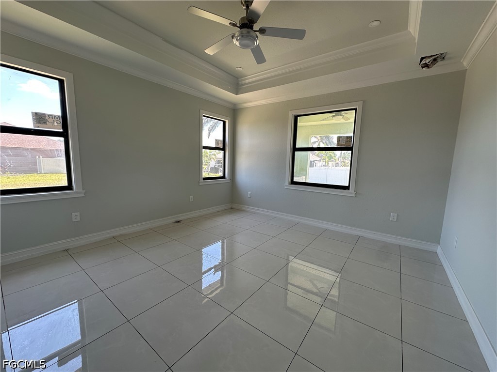 3 Bed SingleFamilyResidence for Sale in Cape Coral, photo 10