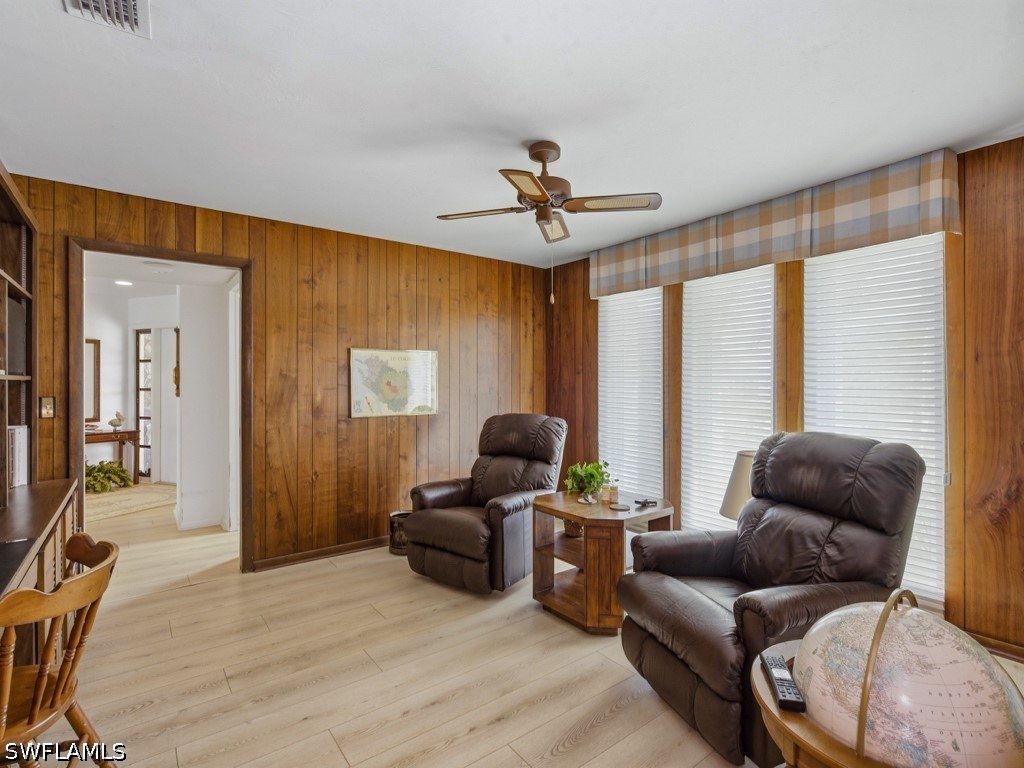 3 Bed Pool Home for Sale in Torrey Pines, photo 10