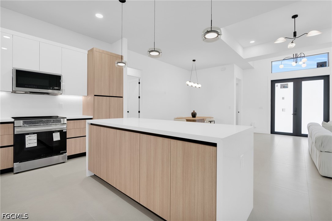 4 Bed SingleFamilyResidence for Sale in Lehigh Acres, photo 10