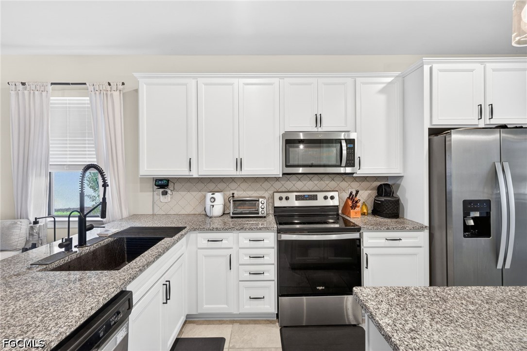 3 Bed SingleFamilyResidence for Sale in Eagle Reserve, FL — photo 10