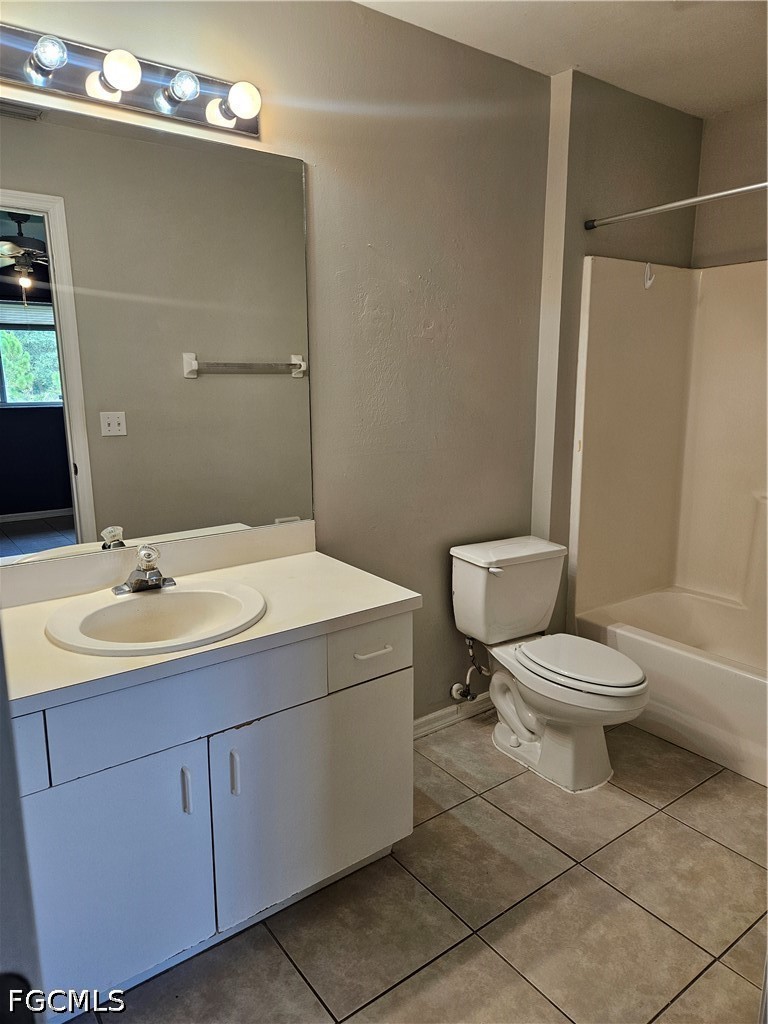 3 Bed SingleFamilyResidence for Sale in Lehigh Acres, FL — photo 10