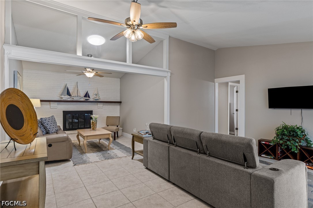 2 Bed Pool Home for Sale in Cape Coral, photo 10