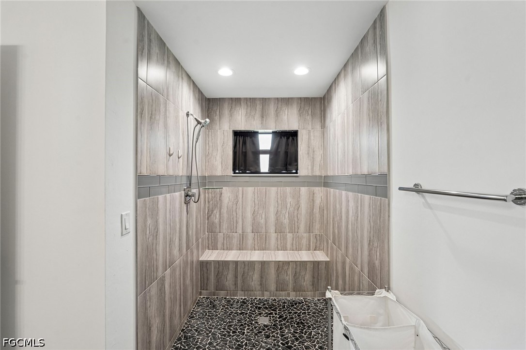 4 Bed SingleFamilyResidence for Sale in Cape Coral, FL — photo 10