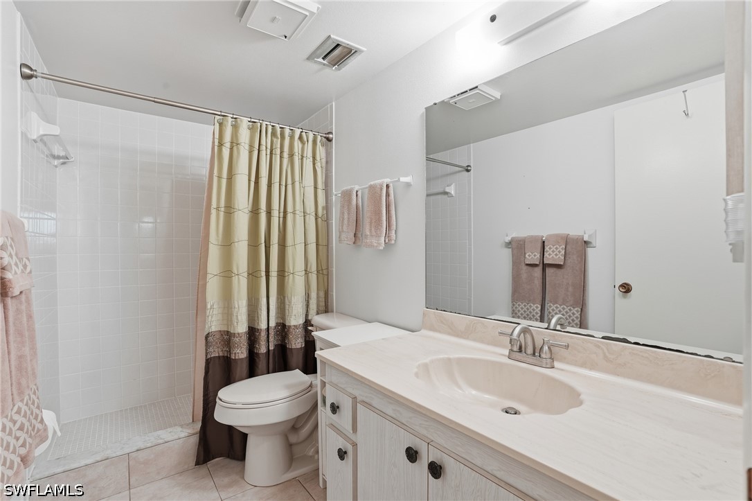 2 Bed Waterfront Home for Sale in Naples, photo 10
