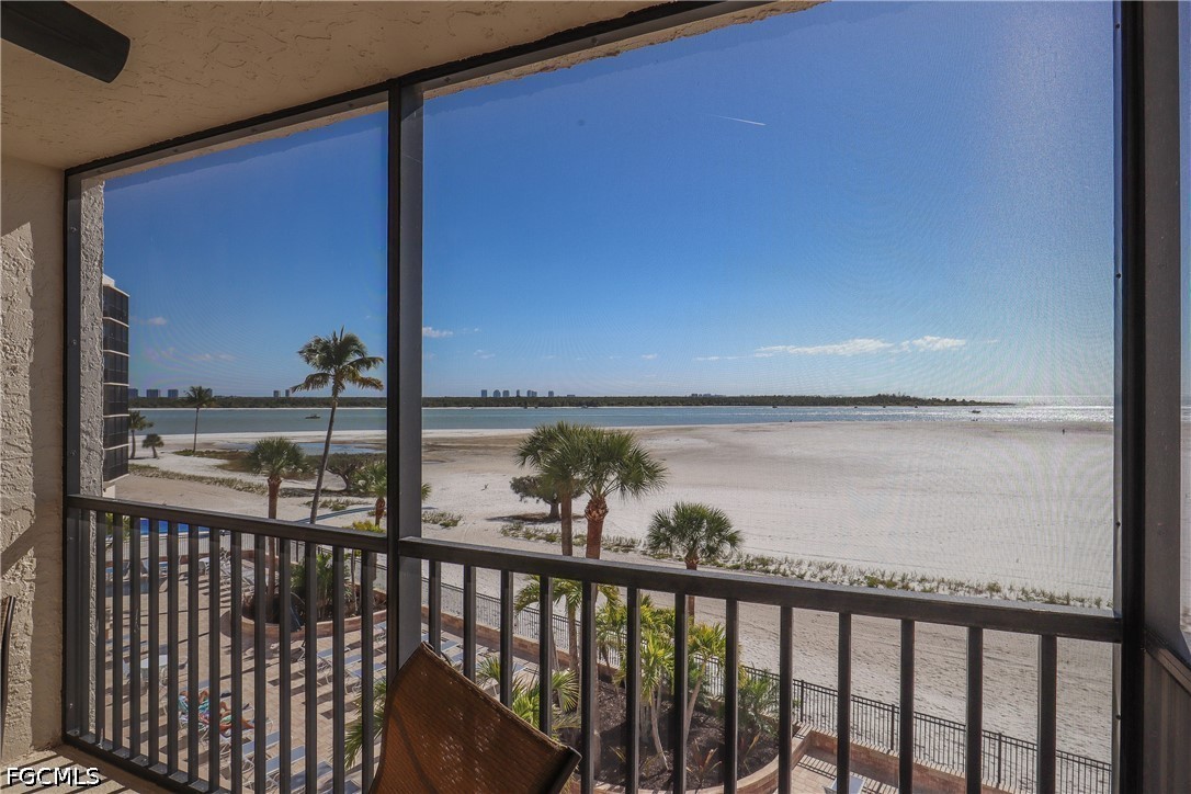 2 Bed Waterfront Home for Sale in Carlos Pointe, photo 10