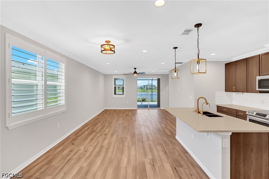 4 Bed Waterfront Home for Sale in Punta Gorda, FL, $419,900 — photo 10