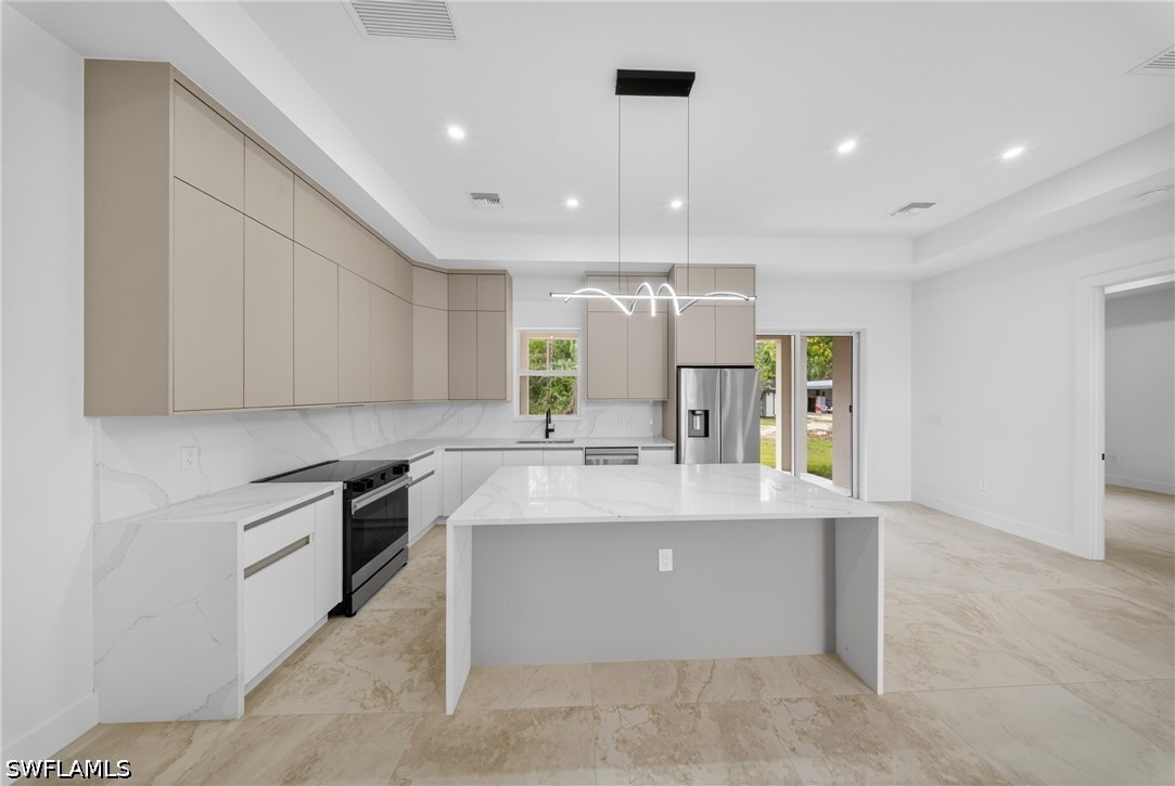 4 Bed SingleFamilyResidence for Sale in Naples, photo 10