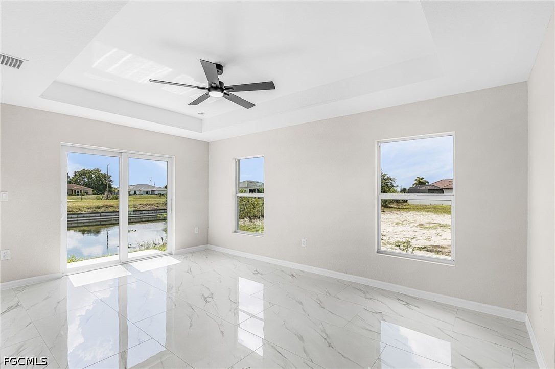 4 Bed Waterfront Home for Sale in Cape Coral, photo 10