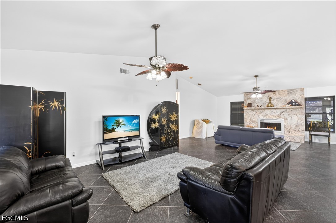3 Bed Pool Home for Sale in Fort Myers, photo 10