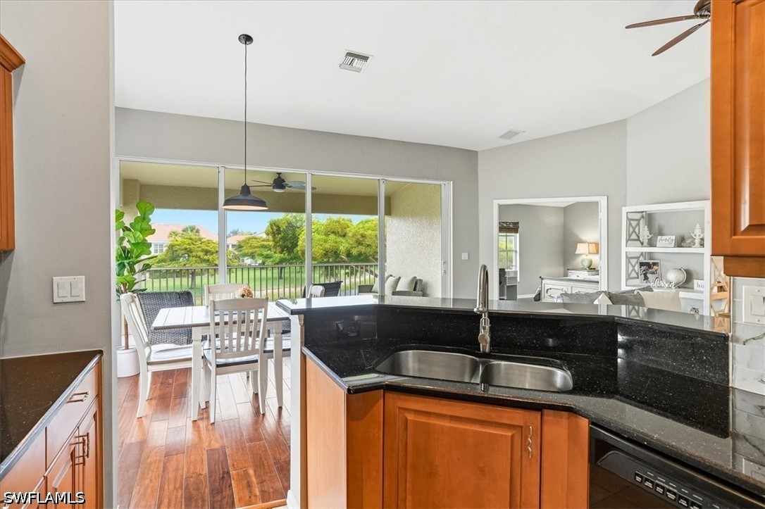 3 Bed Waterfront Home for Sale in Jasmine Point, photo 10