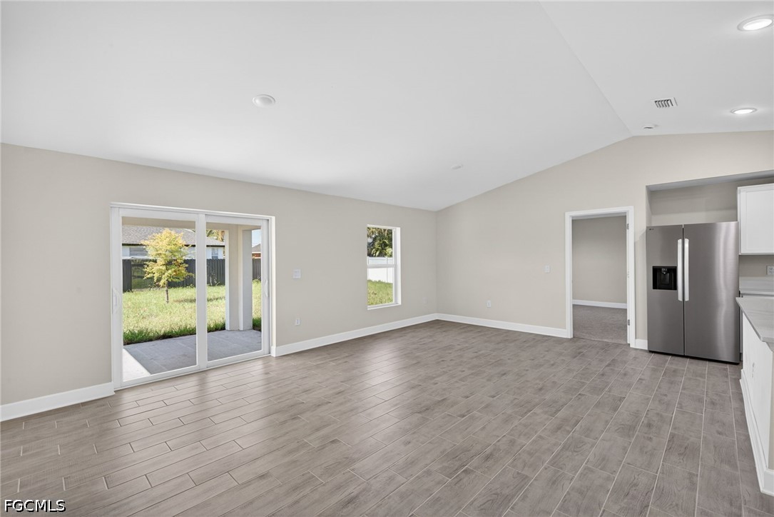 3 Bed SingleFamilyResidence for Sale in Cape Coral, photo 10