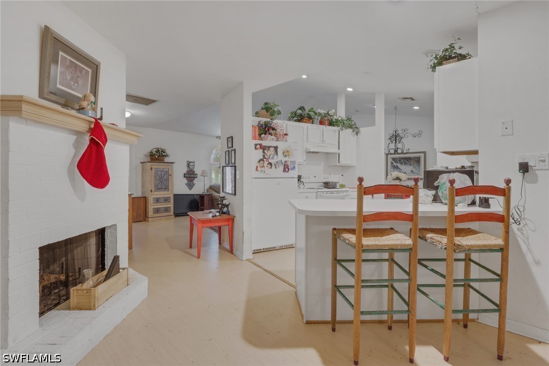 3 Bed SingleFamilyResidence for Sale in Morton Grove, photo 10