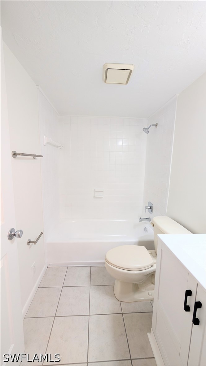 2 Bed Condominium for Sale in Cape Coral, photo 10