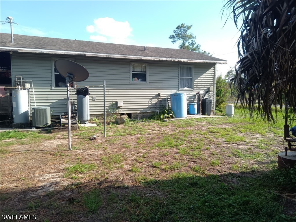 2 Bed SingleFamilyResidence for Sale in Lehigh Acres, photo 10