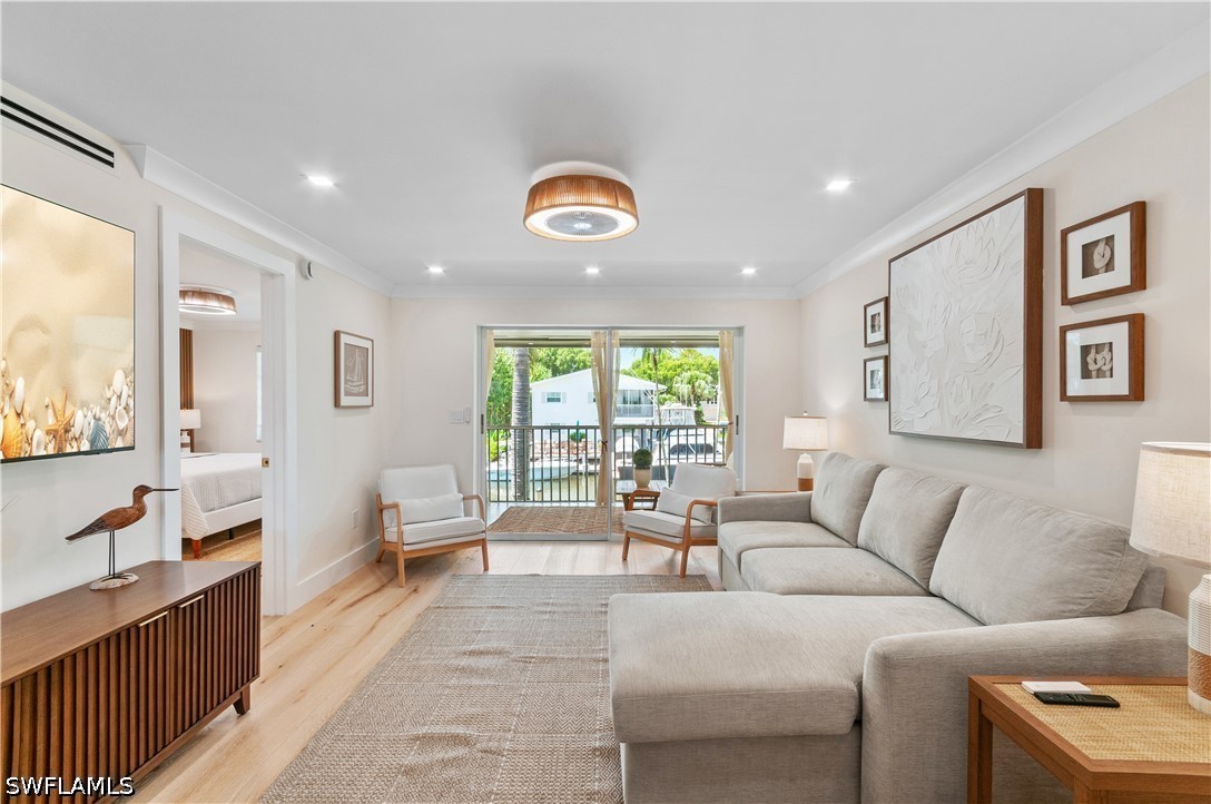 2 Bed Waterfront Home for Sale in Blue Point, photo 10