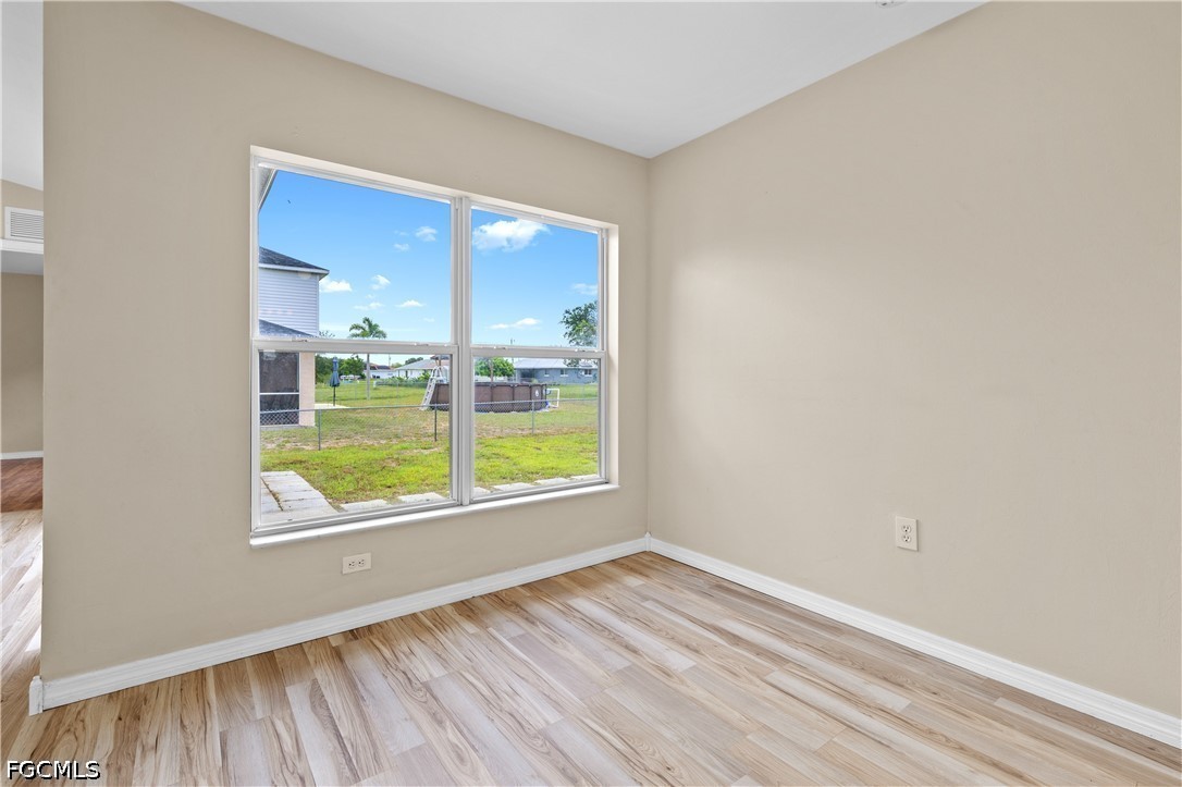 3 Bed SingleFamilyResidence for Sale in Cape Coral, FL — photo 10