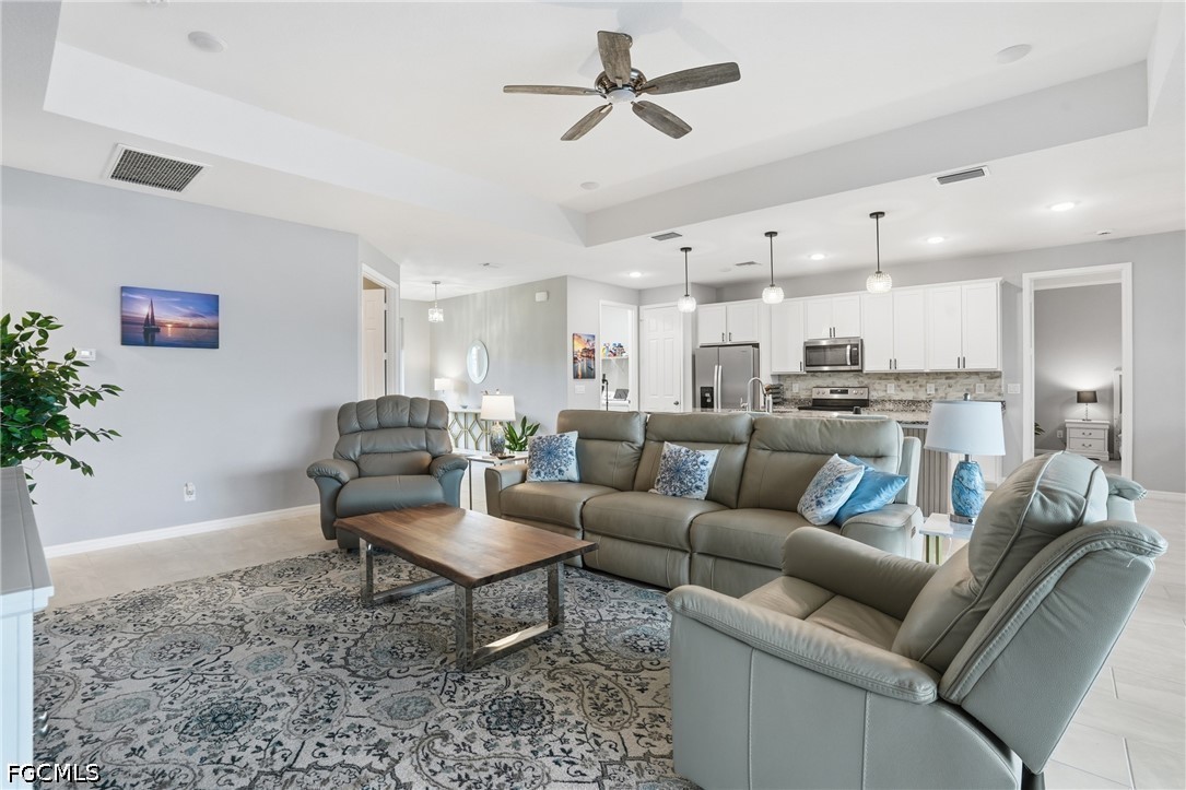 3 Bed Pool Home for Sale in Cape Coral, photo 10