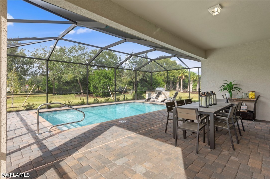 3 Bed Pool Home for Sale in Portico, photo 10