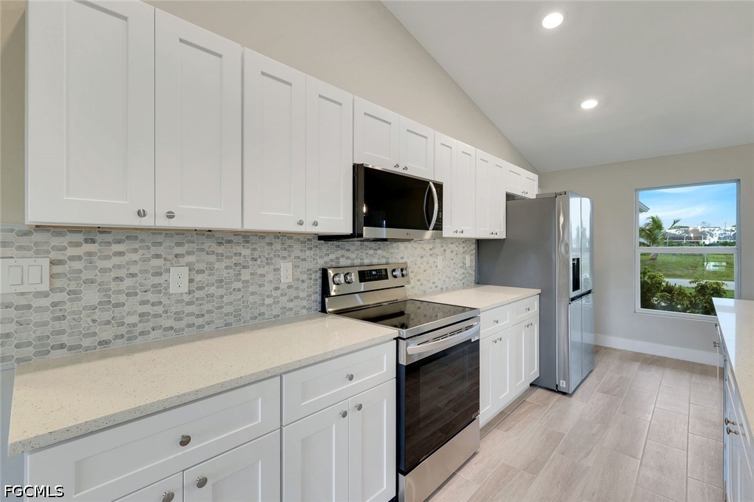 4 Bed SingleFamilyResidence for Sale in Cape Coral, photo 10