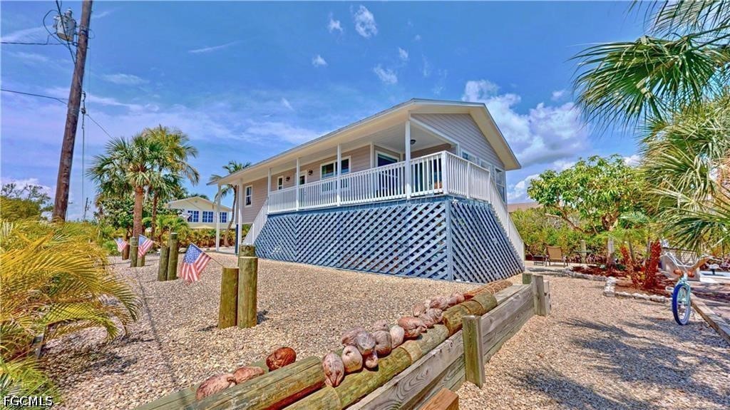 3 Bed Waterfront Home for Sale in Bokeelia, photo 10